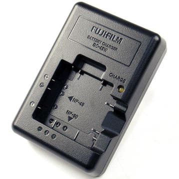 Fujifilm BC-45W Acculader voor NP-45(A) en NP-50, Verzenden, Zo goed als nieuw