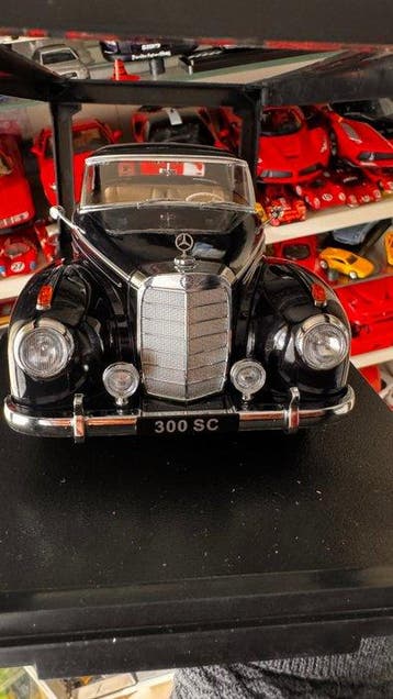 KK-Scale 1:18 - Modelauto - Mercedes-Benz 300 SC Coupe, Nieuw