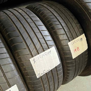 2 x Bridgestone Turanza T005 225-55-19 Zomerbanden 6mm, 19 inch, Gebruikt, Ophalen of Verzenden, Band(en)