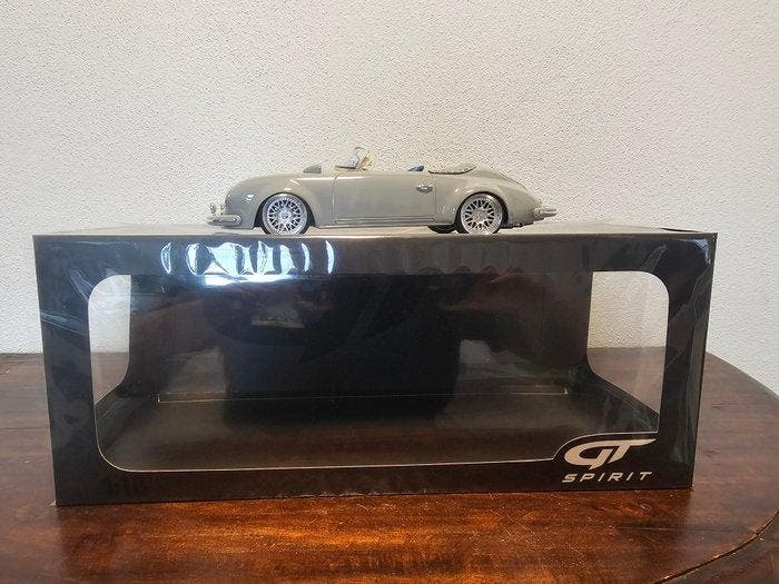 GT Spirit 1:18 - Modelauto - S-Klub Outlaw Speedster -, Hobby en Vrije tijd, Modelauto's | 1:5 tot 1:12