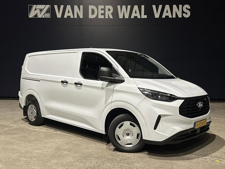 Ford Transit Custom 2.0 TDCI 111pk L1H1 Fabrieksgarantie Eur, Auto's, Bestelauto's, Dealer onderhouden, Lease, Zwart, Handgeschakeld
