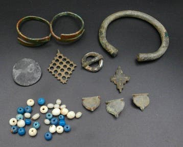 Various Ages : beautiful and interesting lot (Zonder, Antiek en Kunst