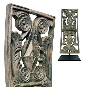 Geërodeerde deel van het ventilatiepaneel van de Balinese, Antiek en Kunst