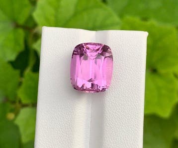 Zonder minimumprijs - 1 pcs Roze, Violet Kunziet - 17.37 ct, Sieraden, Tassen en Uiterlijk, Nieuw