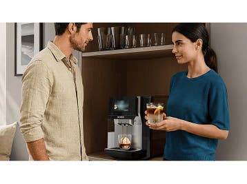 Siemens -  Eq700 Iaroma Volautomatische Espressomachine Rvs, Afneembaar waterreservoir, Verzenden, Espresso apparaat, Nieuw