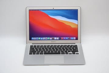 Rare find: Apple MacBook Air 13 inch | Intel Core i5 1.4Ghz, Nieuw
