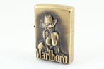 Zippo - Marlboro Cowboy Girl Relief - Zakaansteker - Messing, Nieuw