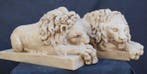 sculptuur, Coppia leoni dal modello di Canova - 31 cm -, Antiek en Kunst