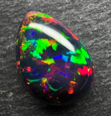 Opaal Cabochon- 1.99 g