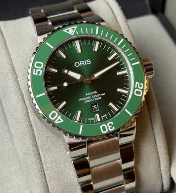 Oris - Aquis Date - Green Automatic - 01 733 7730 4157-07 8, Nieuw