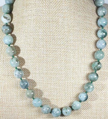 Nefriet Jade NATUURLIJKE uit Birma - GROTE (12 mm) -