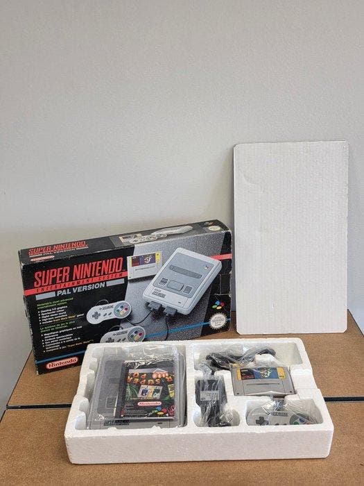 Nintendo - Snes - Super Rare Big Box Mario Super Mario, Spelcomputers en Games, Spelcomputers | Overige Accessoires