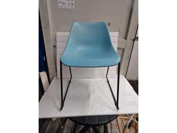 Veiling - Woood Bucket Chair Blauw 73x48x43 cm, Gebruikt