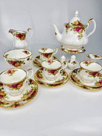 Royal Albert - Theeservies (19) - Been - Old Country Roses /