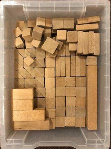 Houten blokjes in een bak.1, Boeken, Verzenden, Nieuw