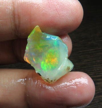 Meerdere vuurkristal Ethiopische opaal 10,75 ct