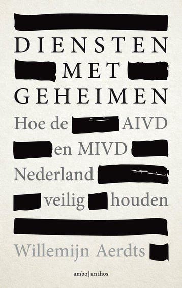 9789026354120 Diensten met geheimen Willemijn Aerdts, Verzenden, Nieuw, Willemijn Aerdts