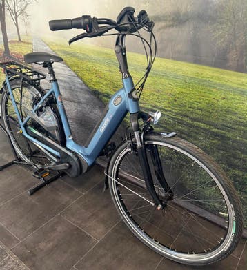 Gazelle Grenoble C7+ Elektrische fiets met Bosch Middenmotor, Ophalen of Verzenden, Zo goed als nieuw, 51 tot 55 cm, 50 km per accu of meer
