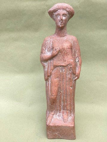Oud-Grieks, Hellenistisch Terracotta godinnenfiguur - 235 mm