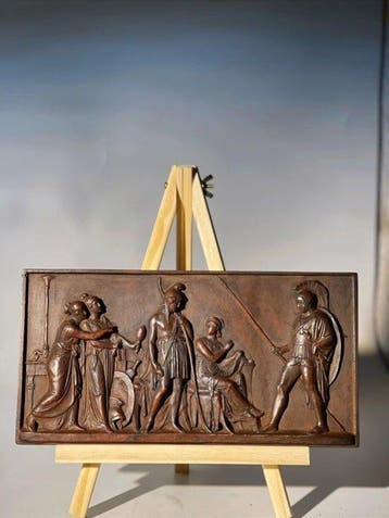 Beeldje - Ancient Greek-themed figure reliefs - Gemaakt van