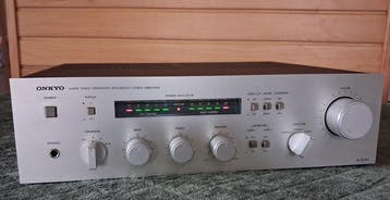 Onkyo - A-7040 Solid state geïntegreerde versterker, Nieuw