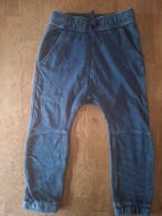 H&M joggingbroek denim-look donkerblauw maat 98, Zo goed als nieuw, H&M, Jongen, Broek