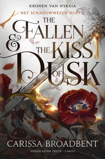 9789403136387 Kronen van Nyaxia - The Fallen and the Kiss..., Verzenden, Zo goed als nieuw, Carissa Broadbent