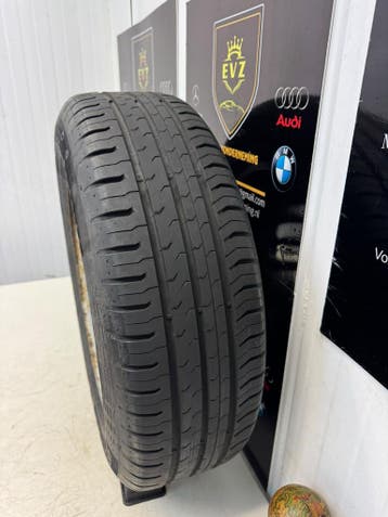 1 stuk 195/65R15 inch Reservewiel VW Caddy bj.2017 5x112, Auto-onderdelen, Gebruikt, 15 inch, Banden en Velgen, Personenwagen