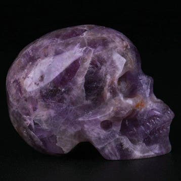 95 g Dream Chevron-amethist schedel – Vajras Farbenspiel 5,1