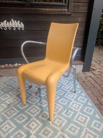 Vitra - Stark - Stoel - louis 20 VITRA Starck GEEL