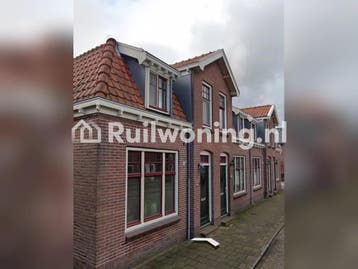 Gezin zoekt den groter huis (Uitgeest)