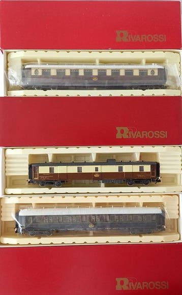 Rivarossi H0 - 2565/2591/2593 - Modeltrein personenwagonset, Nieuw