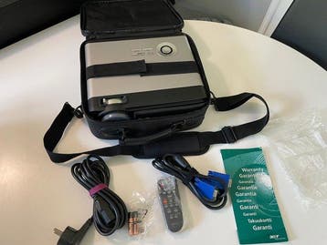 Acer Acer PD 523 DLP Projector Videoprojector