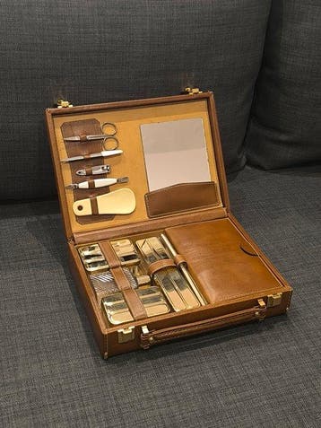 Toiletset - Leder, Antiek en Kunst, Curiosa en Brocante