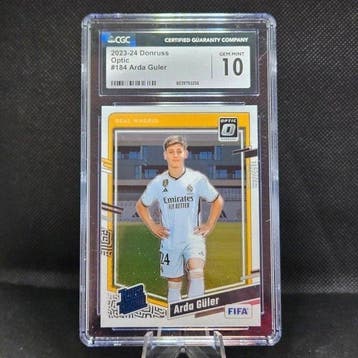 2023/24 Panini Donruss Arda Güler #184 Rookie Graded card -, Nieuw