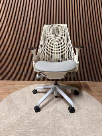 Witte Herman Miller Sayl Bureaustoel - Refurbished, Huis en Inrichting, Verzenden, Wit, Zo goed als nieuw, Bureaustoel
