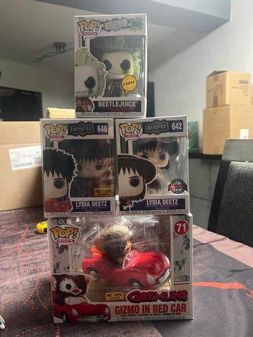 Funko - Funko Pop Beetlejuice; Lydia Deetz; Gizmo in Red Car