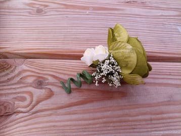 Corsage Ranonkel CRR 308 MosGroen Creme Maatwerk, Ophalen of Verzenden, Nieuw