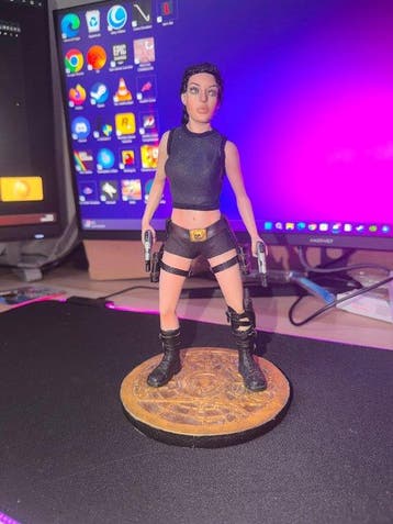 Handgefertigt - Figuur - Lara Croft Figure - Plastic, Hars,, Nieuw