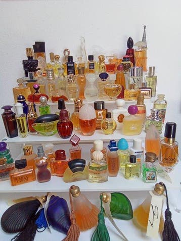 Themacollectie - Chanel, Lalique, Hermes, Yves Saint
