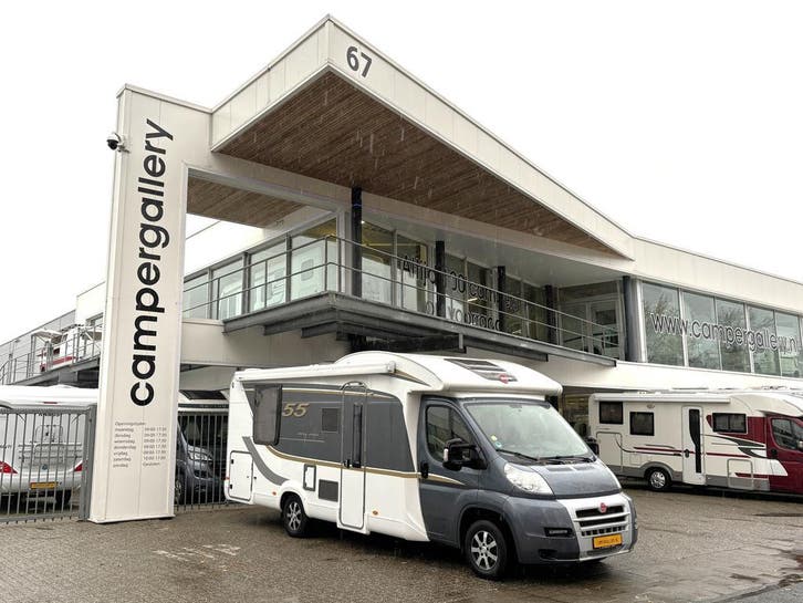 Bürstner Fifty Five Ixeo 734 QUEENSBED+HEFBED BEARLOCK, Caravans en Kamperen, Campers, Handgeschakeld, Diesel, tot en met 4, Fiat