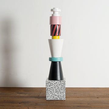 Gio Schiano (1976) - sculptuur, Drab Days and Coloured Minds