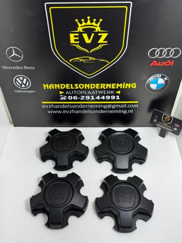 Fiat Ducato bj.2021 set van 4 wieldoppen art.1395792080, Gebruikt
