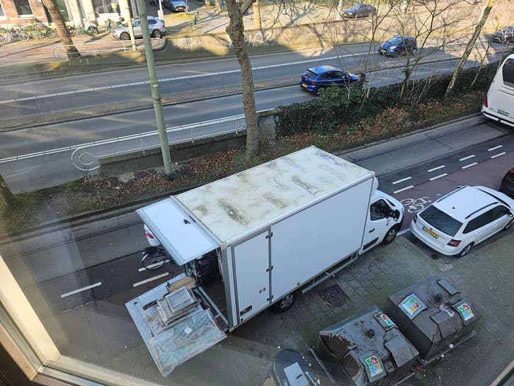 verhuiswagen / verhuisbus / met chauffeur, Diensten en Vakmensen, Verhuizers en Opslag, Bedrijfsverhuizingen, Verhuizen binnen Nederland