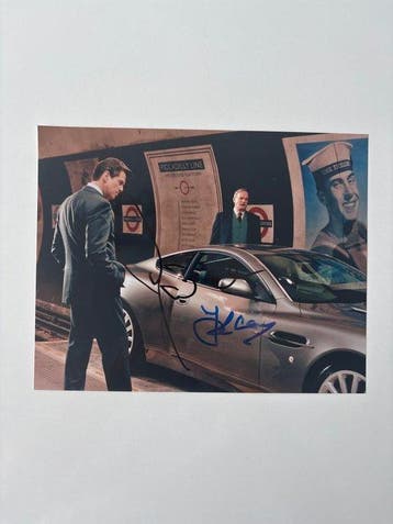 James Bond 007: Die Another Day - Rare double signed photo, Nieuw