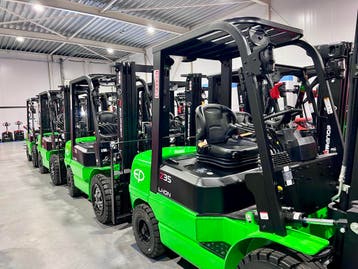 Elektrische heftruck 2.500 - 3.000 - 3.500 kg - EP vanaf:, 3000 tot 4000 kg, EP, Heftruck, Ophalen of Verzenden