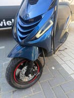 Piaggio zip 2019 E4 brom TWEEDE eigenaar midnight blue, Maximaal 45 km/u, Zip, Ophalen of Verzenden, Zo goed als nieuw