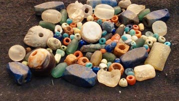 Oudegyptisch naar Romeins Glas meer dan honderd oude kralen, Sieraden, Tassen en Uiterlijk, Antieke sieraden