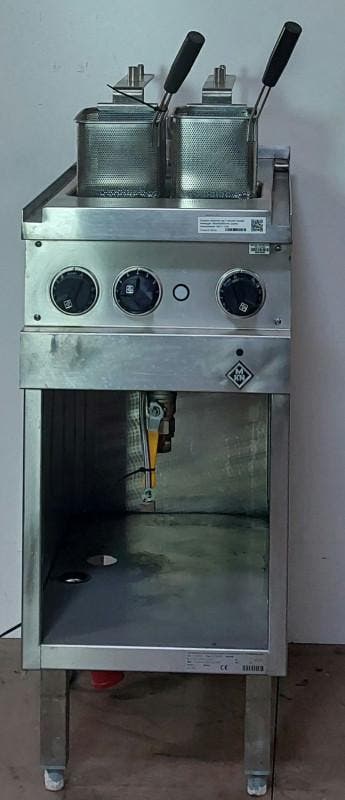 Occasion MKN pastakoker met 2 vierkante mandjes, Zakelijke goederen, Horeca | Keukenapparatuur, Gebruikt, Ophalen