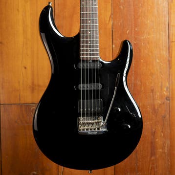 Music Man Luke III HSS black w/original case, Ophalen of Verzenden, Nieuw